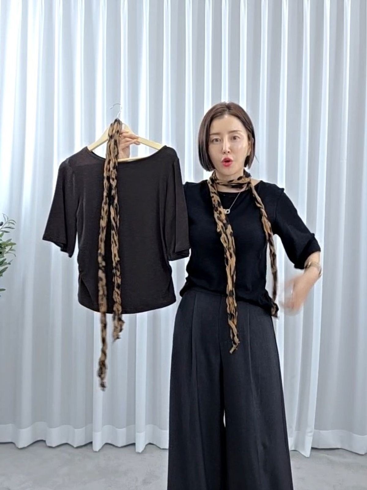31716-고급가을티셔츠(호피스카프세트) 썸네일 4