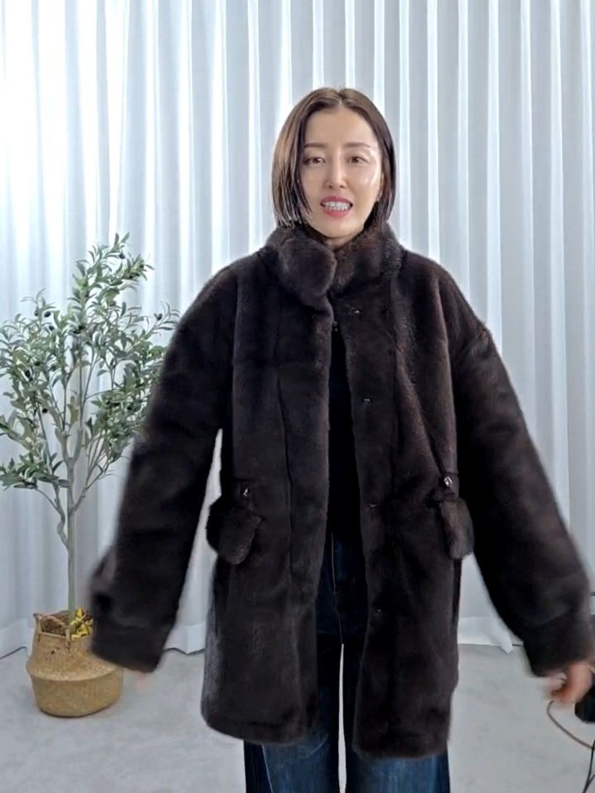 31819-퍼친자스트링자켓(26FW)