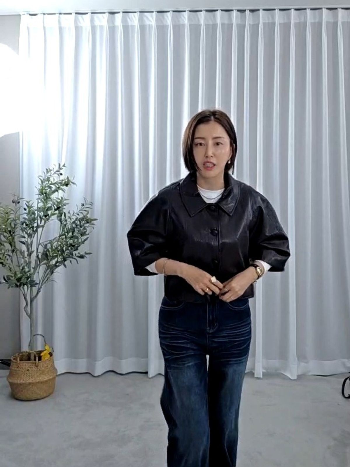 32106-볼레로레더자켓 썸네일 2